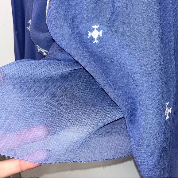 Anthropologie Floret Adena Women's Blue Embroidered Top size 2 - Picture 7 of 12